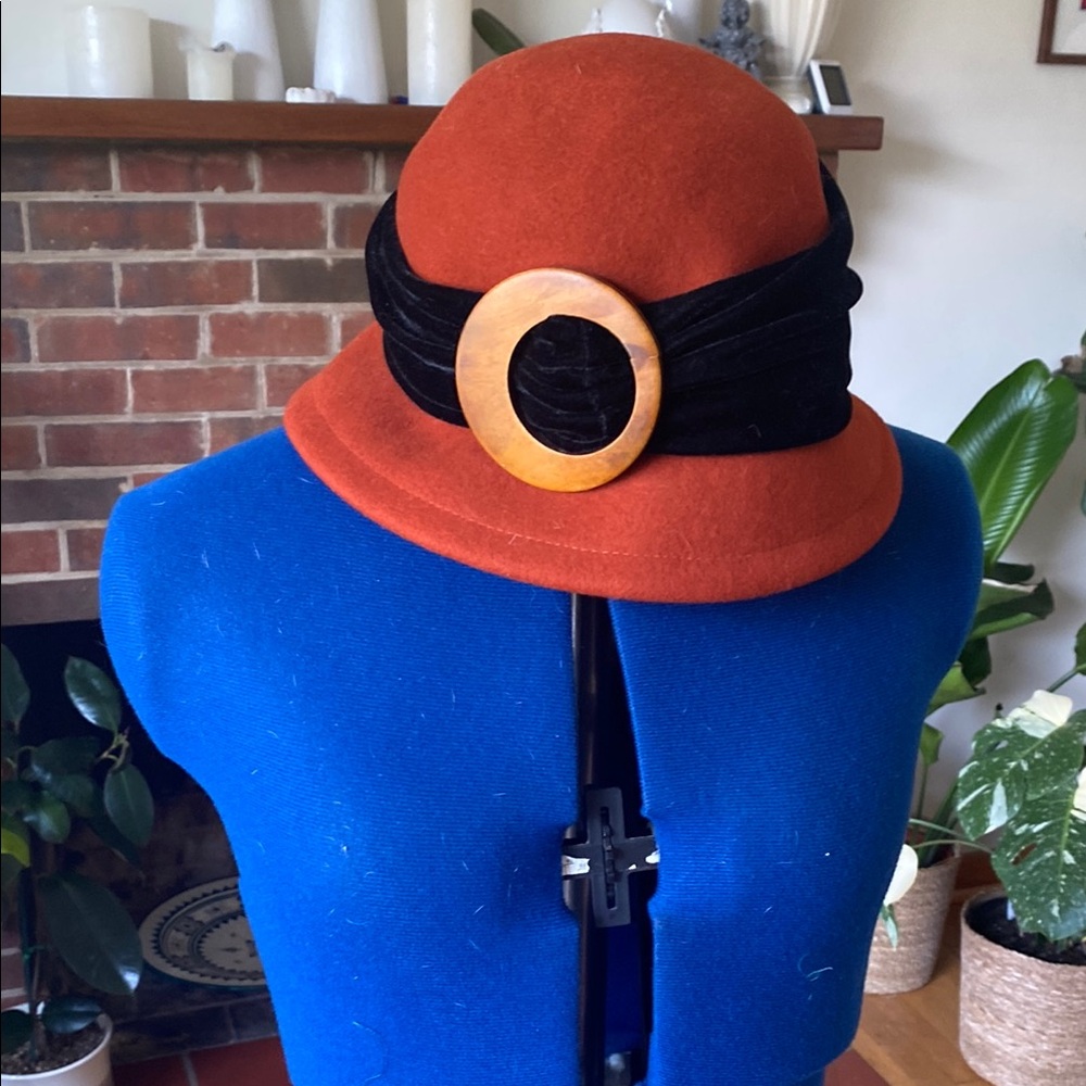 Cloche style hat with wood & velvet detail